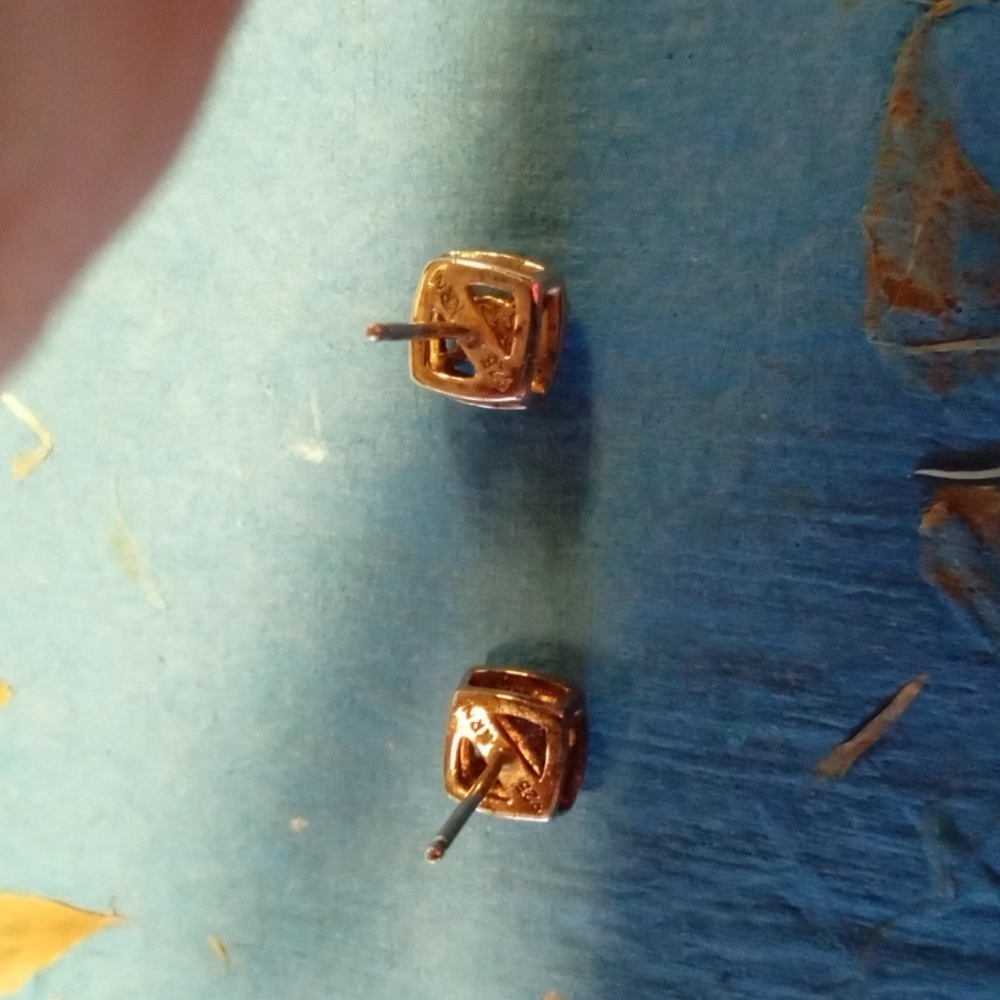 Gold Diamond Stud Earrings - Picture 3 of 7